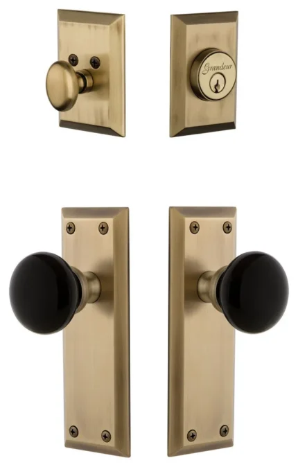 Fifth Avenue Plate, Coventry Knob And Matching Deadbolt, Vintage Brass, 853354